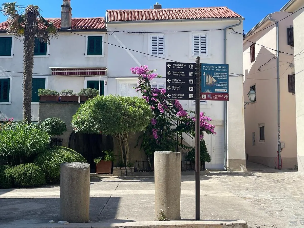 Art Galija Holiday Home Krk Town Croatia